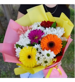 Renkli Gerbera ve Papatya Buketi 